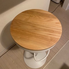 【お譲り先決まりました】カウンターチェアの画像