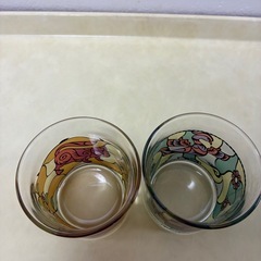 新品杏露酒、ノベルティーミニグラス、ステンドグラス風の画像