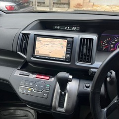 ステップワゴン RK5 8人乗りの画像