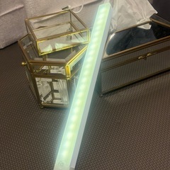 Type-C充電式 センサーライト
⚡️の画像