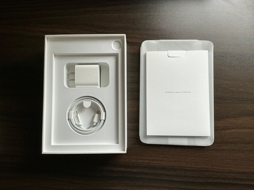【最新】iPad mini 7 (256GB) Wi-Fi 純正ケース付
