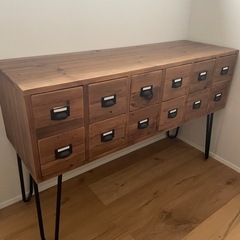 クラッシュゲート　メーターチェストの画像