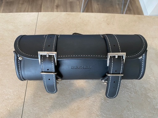 【美品】DEGNERバイク用レザーバック