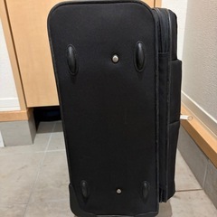 スーツケースの画像