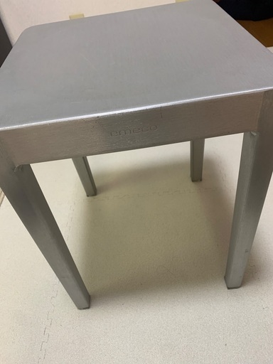 家具 EMECO