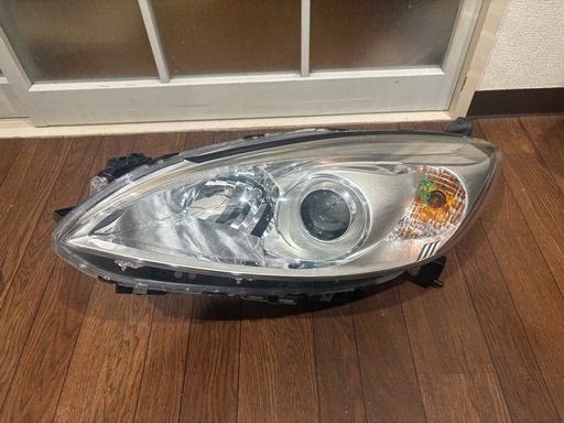 CW系プレマシー hidヘッドライト
