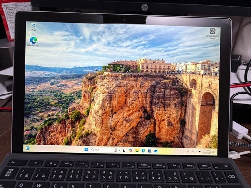 Microsoft surface Laptop Go