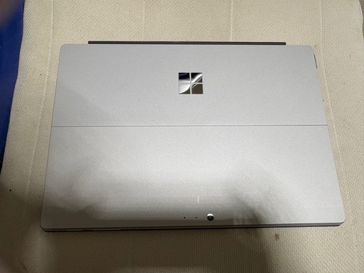 Microsoft surface Laptop Go