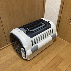 犬用キャリーケースの画像