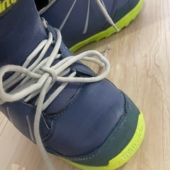 サーティーツー　スノーボードブーツ　25.5cm  US7.5
の画像