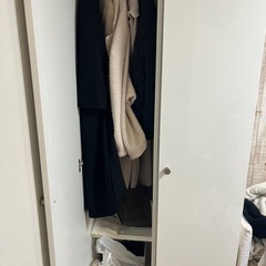 鏡付きクローゼットの画像