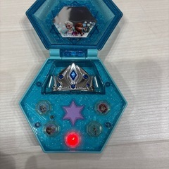 アナと雪の女王　ティアラ付きミュージックパクトの画像