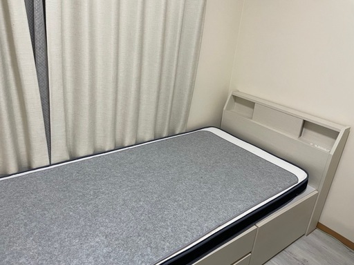 シングルベッド