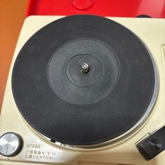 50年程前のレコードプレイヤーの画像