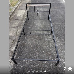 シングルベッドの画像