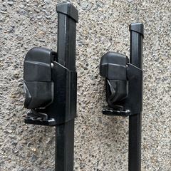 THULE  スーリー ベースキャリア バーの長さ126cmの画像