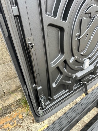 ハイラックスgun125ハードトノカバー純正ステップ
