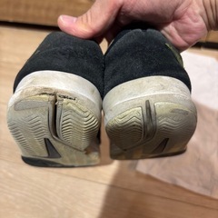 NIKE SB ブラック カモ柄 の画像