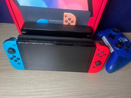 任天堂switch 有機ELモデル美品　