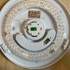 YLL-W08H1 シーリングライトの画像