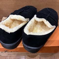 【新品】レディースふわふわスリッポン23㌢の画像