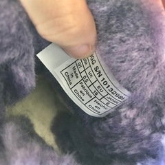 UGG　アグ　ベビーブーツ　パープル　紫　リボン　ムートンブーツ　おしゃれ　冬の画像