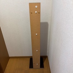 dysonダイソンコードレスクリーナースタンドの画像