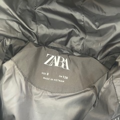 子供ダウンジャケット128センチ、未使用新品の画像