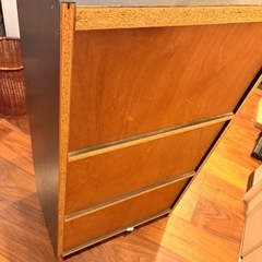 美品✨三段収納棚の画像