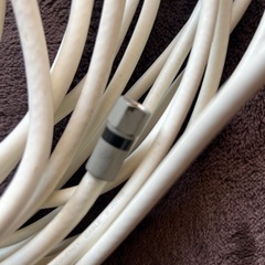 TVのケーブルの画像