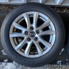 マツダ純正夏タイヤ付き16インチアルミホイールの画像