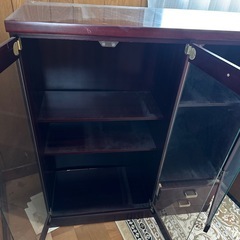 ガラス扉付き収納棚／キャビネット レトロ 古家具 引き取り限定の画像