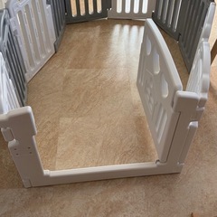 ベビーサークルの画像