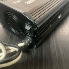GELOO パワーインバーター SGR-NX3011SK-6 300W/12V
の画像