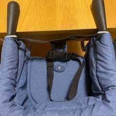 ベビーチェア　テーブルチェア　テーブル取り付け型　の画像