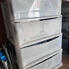 ニトリ　４段　チェスト　の画像