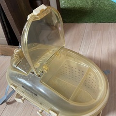 猫　キャリーケースの画像