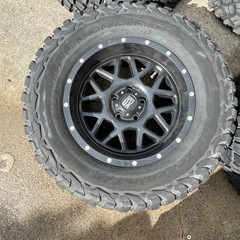 Jeep向けPCD127 / 5穴 オフロード系ホイール＋MTタイヤ 4本セット（18インチ）の画像