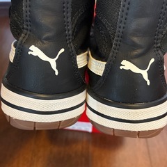 プーマ　ハイカット23センチの画像