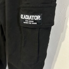 GLADIATOR ズボンの画像