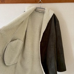 003 NEVER ENDING LAND フェイクムートンコート　ボア Lの画像