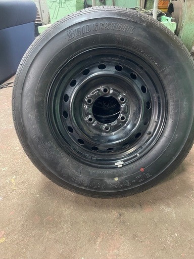 ハイエース200系 195/80/15   LT　　　　　　　