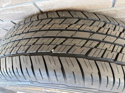 265/65R18  タイヤ　ランクル　ハイラックス