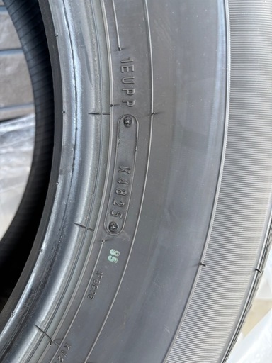 265/65R18  タイヤ　ランクル　ハイラックス