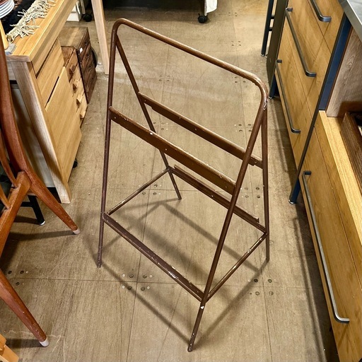 プラス　JE-105　引違扉書庫　白色『中古美品』 プラス JE-105 引違扉書庫 白色『中古美品』