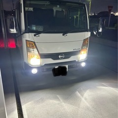 1.5トン積載 トラック ディーゼルエンジンの画像