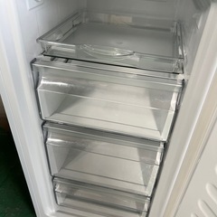 A803♠️配送設置可☑️Haier ノンフロン電気冷凍庫2024年製☑️の画像