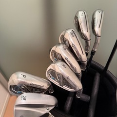 テーラーメイド　ゴルフクラブセットの画像