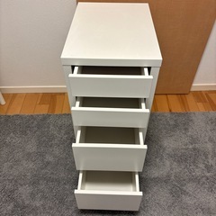 IKEA MICKE　 の画像