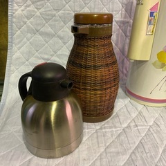 アンティークポットの画像